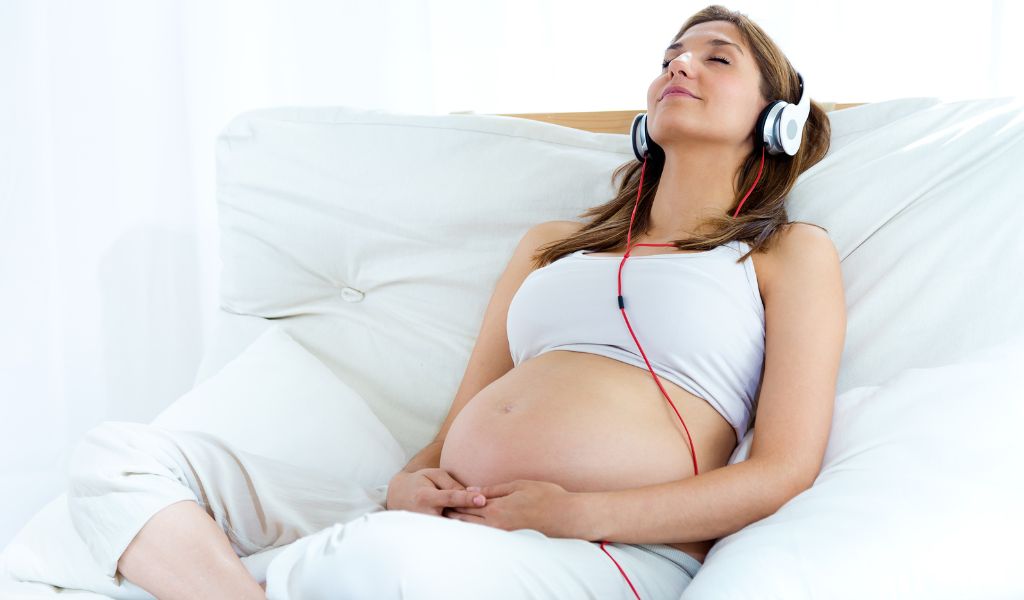 Nhịp tim 110 có nguy hiểm không? Nguyên nhân và cách xử trí cho mẹ bầu 4