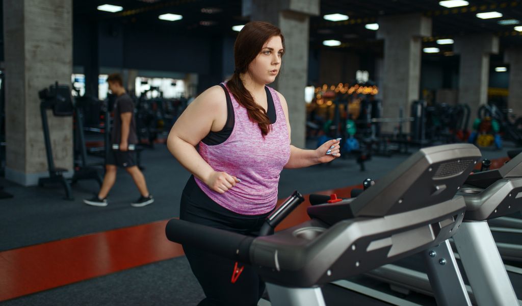 Duy trì cường độ tập Cardio phù hợp là chìa khóa để sở hữu cơ thể săn chắc và bắp tay thon gọn