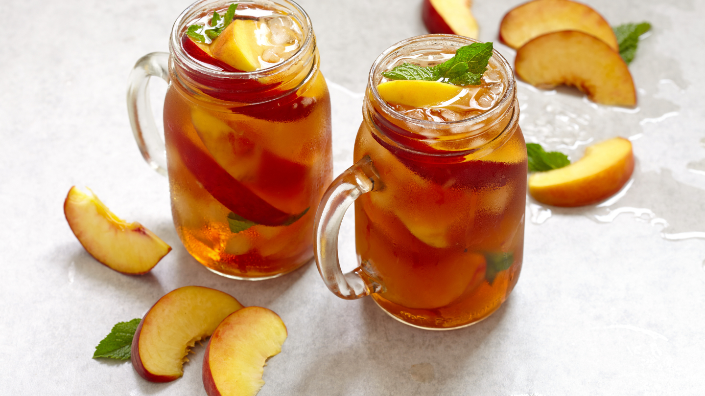 Bà bầu uống trà đào được không là thắc mắc phổ biến của nhiều người