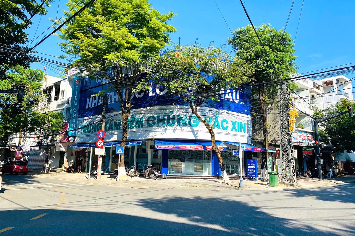 hinh anh trung tam