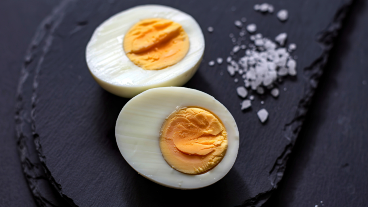 Lòng trắng trứng chủ yếu được cấu tạo từ nước và protein