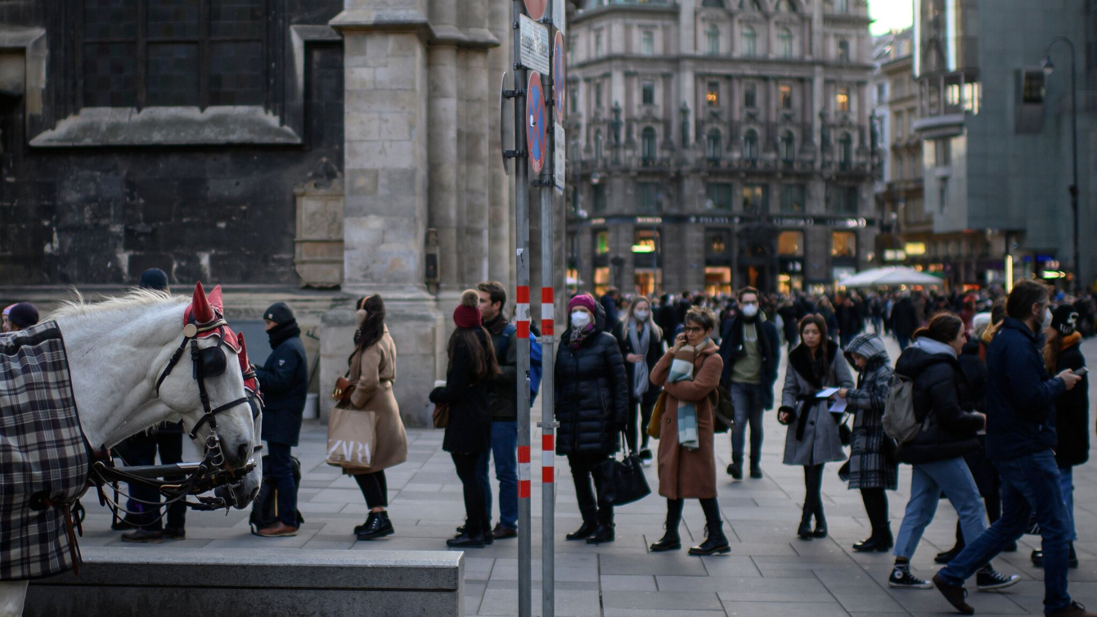 nhung-loai-vac-xin-khi-di-du-lich-chau-au-can-duoc-tiem-de-bao-ve-suc-khoe 2.png