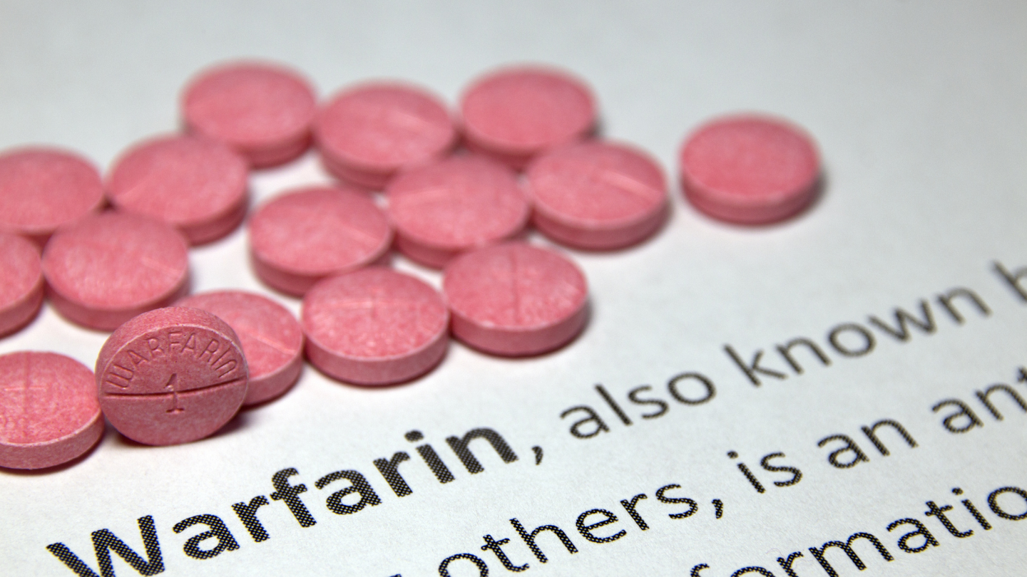 Xét nghiệm INR được dùng để theo dõi hiệu quả và độ an toàn khi sử dụng thuốc warfarin