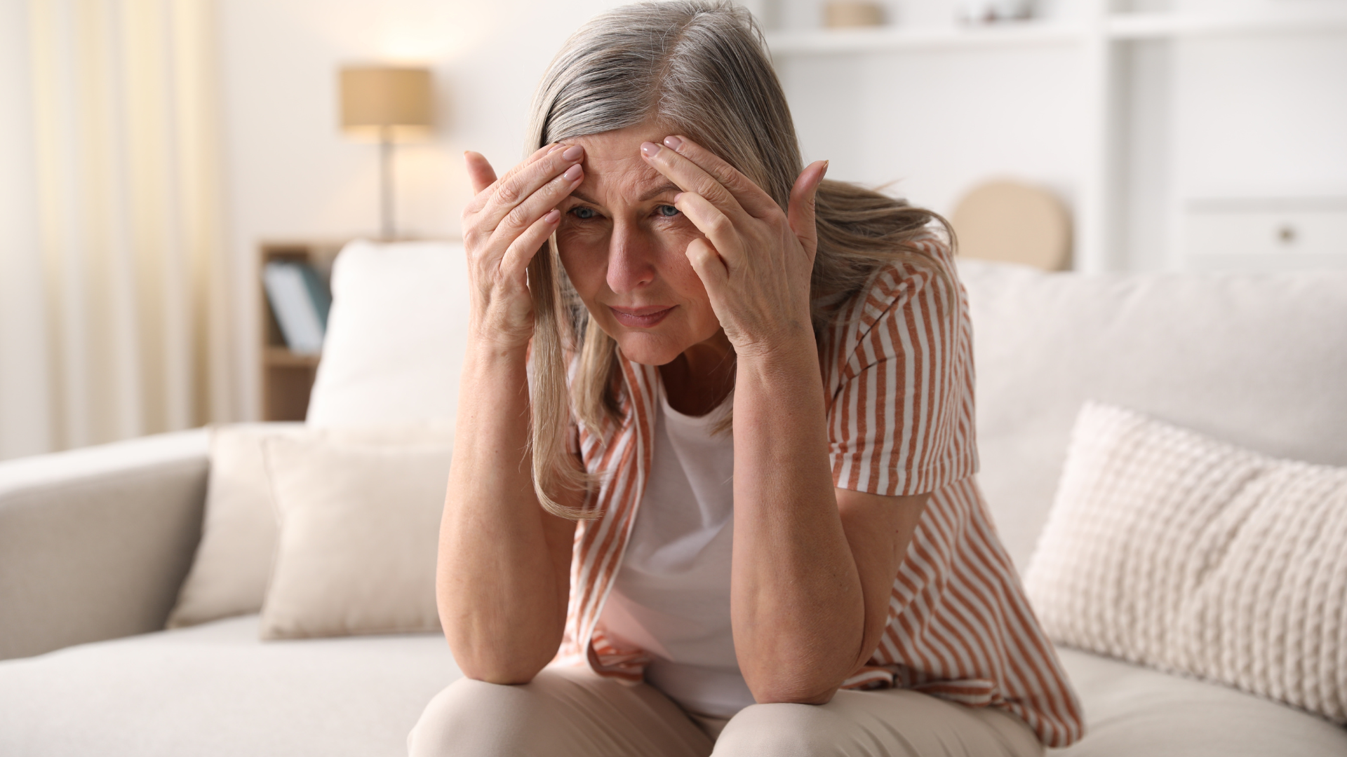 Điếc tai có thể dẫn đến các vấn đề tâm lý - xã hội