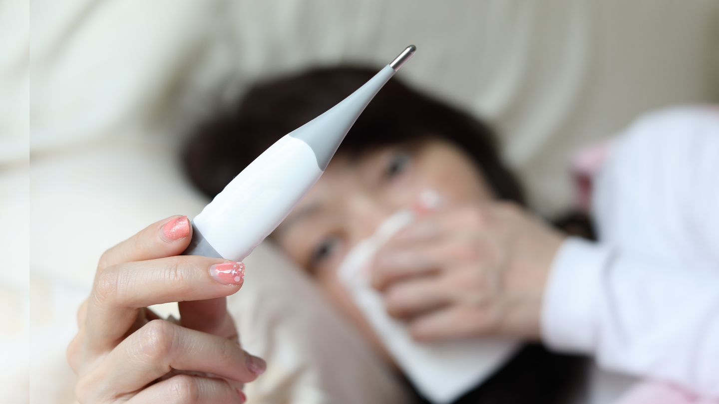 Hãy hoãn lịch tiêm chủng nếu bạn đang trong tình trạng sốt, mệt mỏi