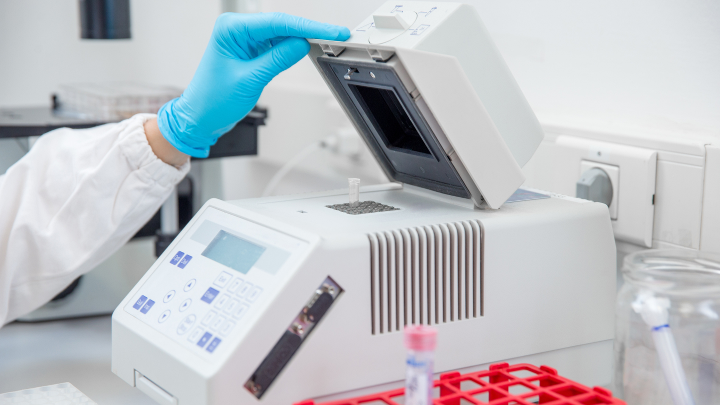 Có thể phát hiện HIV sớm chỉ sau 5 đến 7 ngày phơi nhiễm bằng xét nghiệm PCR