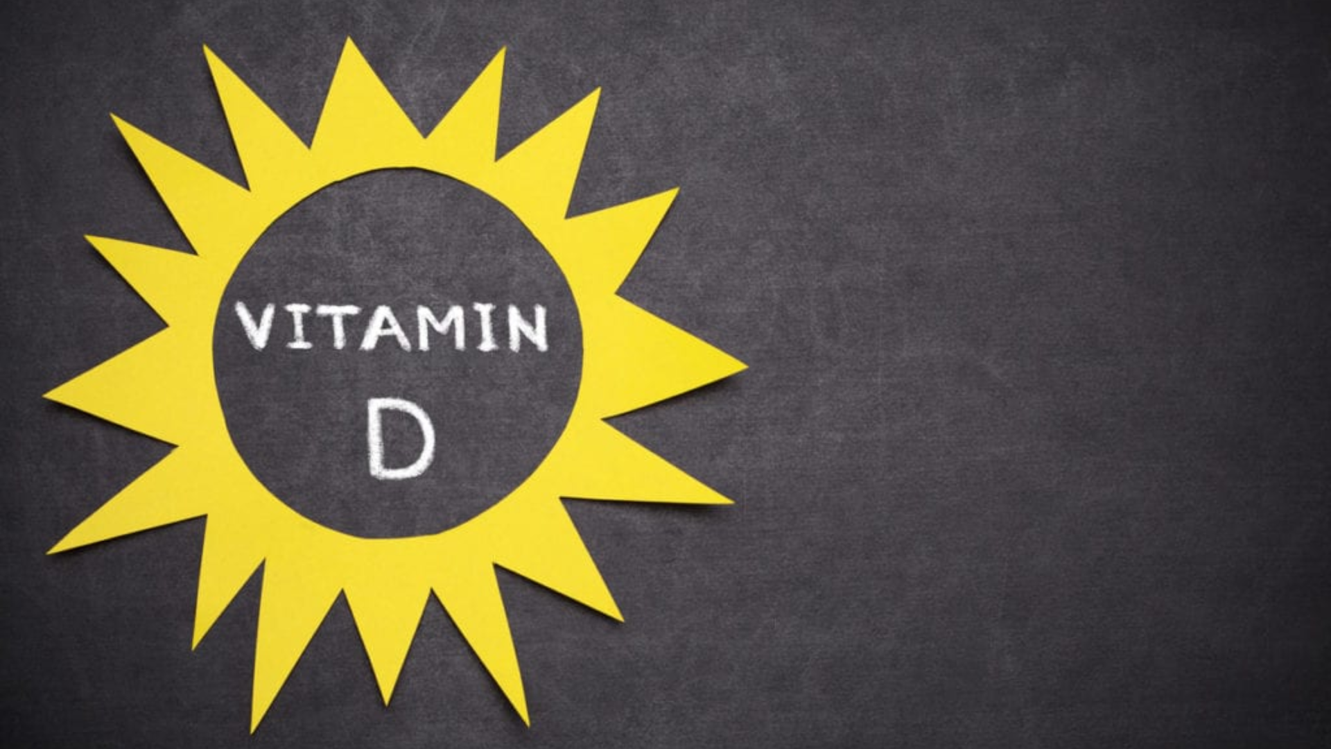 3 tháng đầu trẻ sơ sinh cần bổ sung gì? Vitamin D giúp trẻ hấp thu canxi hiệu quả và hỗ trợ phát triển xương răng