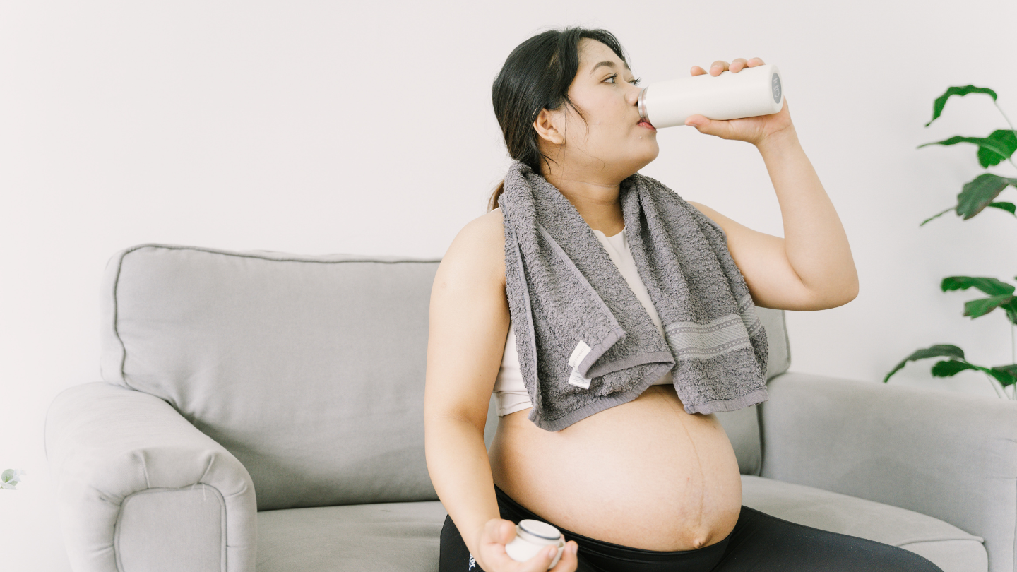 Nguyên nhân bà bầu bị táo bón 3 tháng giữa và các biện pháp giúp cải thiện tại nhà 4