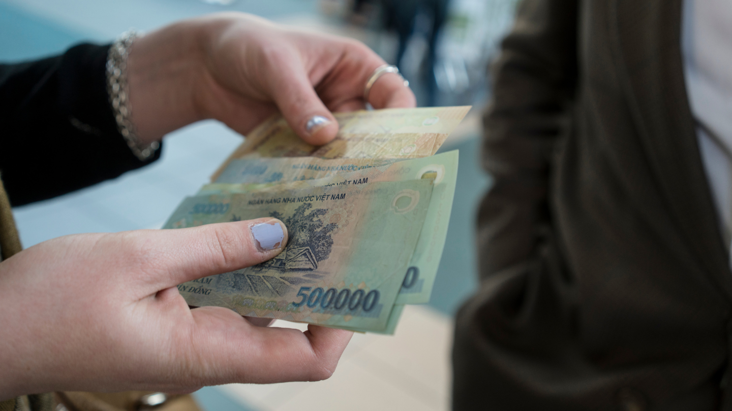 Do chi phí tiêm thuốc sinh học khá cao nên nhiều người không có khả năng chi trả