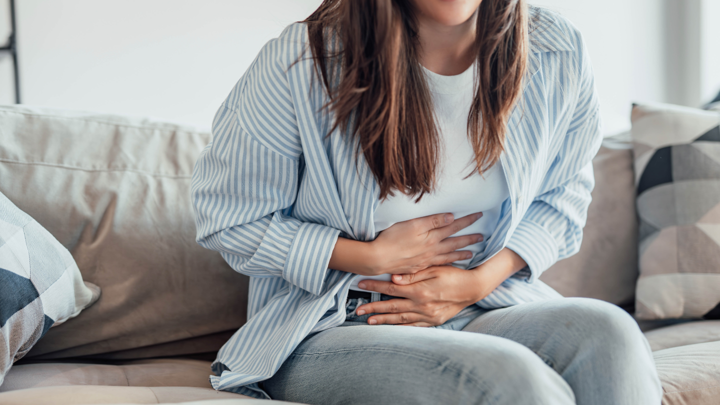 Thức khuya kéo dài có thể tăng nguy cơ đau dạ dày