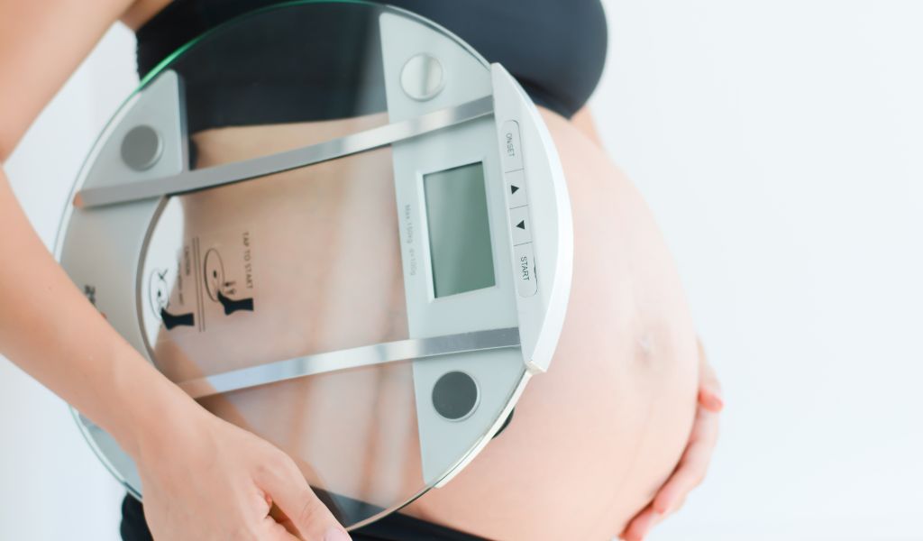 Hạt mít có tác dụng gì? Giá trị dinh dưỡng và lưu ý cho mẹ bầu 1