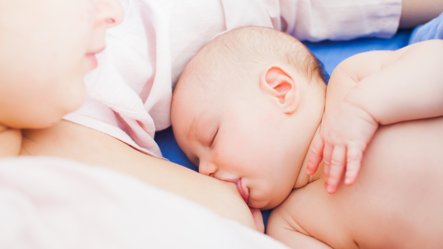Dính thắng lưỡi độ 1 có cần cắt không? Dấu hiệu nhận biết trẻ bị dính thắng lưỡi 2