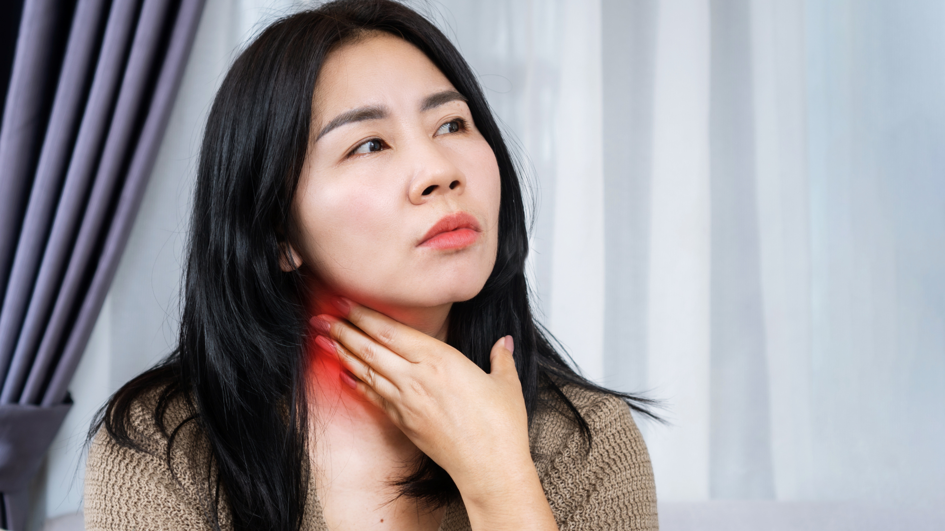 Viêm amidan thường gây nổi hạch do phản ứng miễn dịch