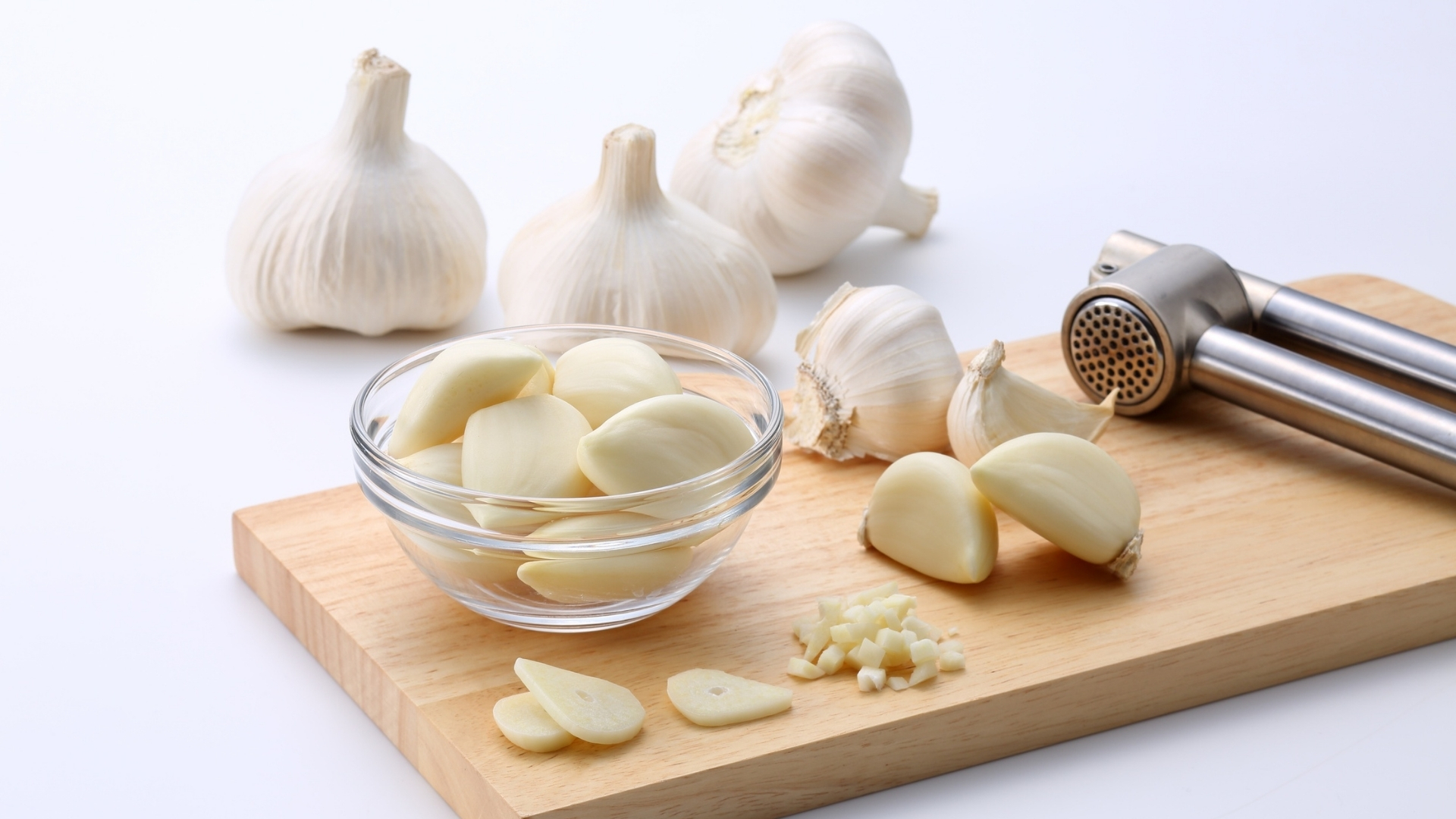 Tỏi là 1 trong 8 thực phẩm giúp giết chết tế bào ung thư