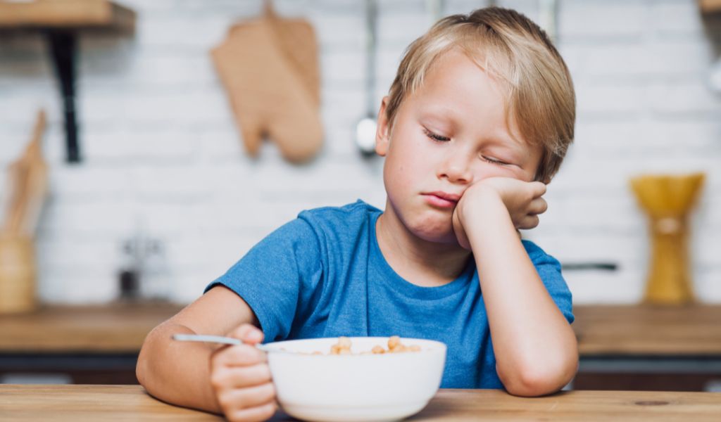 Chế độ ăn cho trẻ sau tiêm chủng cần linh hoạt vì trẻ có thể ăn kém hơn bình thường