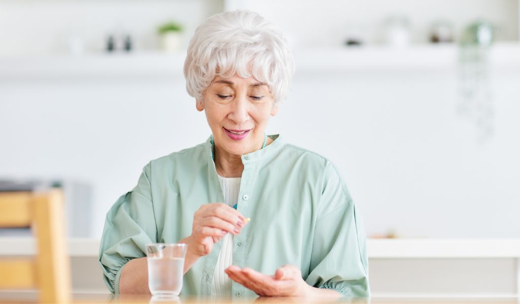 Tuân thủ phác đồ điều trị nhằm ngăn ngừa biến chứng bệnh suy giáp