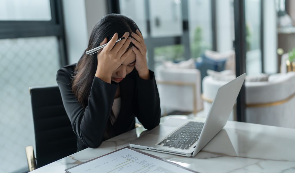 Stress kéo dài cũng có thể gây nên dấu hiệu chậm kinh