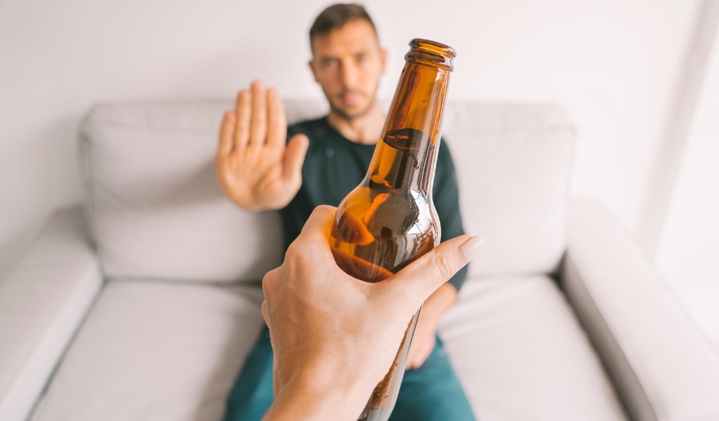 Không sử dụng chất kích thích là một trong những cách phòng bệnh hiệu quả