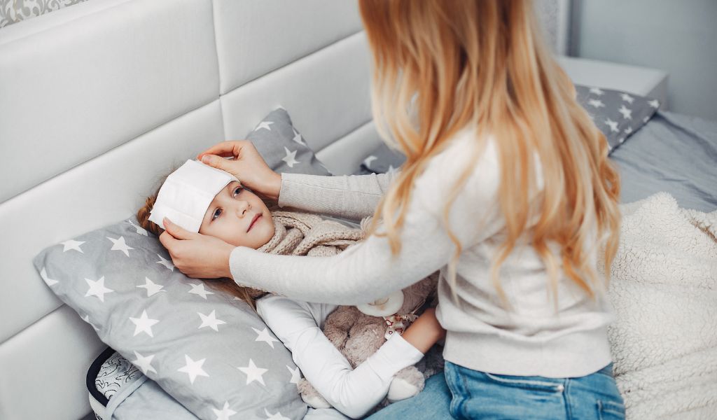 Không khí mát mẻ giúp trẻ nghỉ ngơi sâu giấc, thúc đẩy quá trình hồi phục