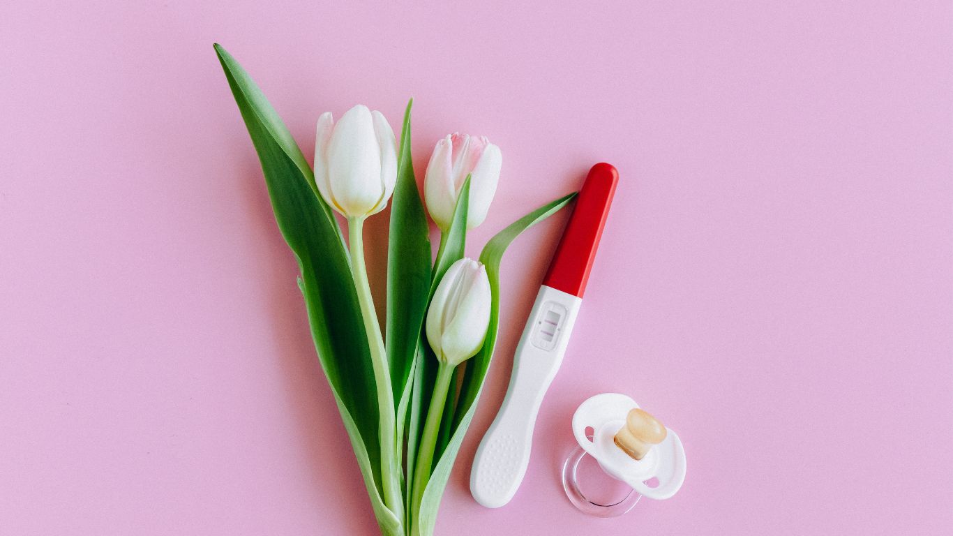 Sau sảy thai bao lâu thì trứng rụng? 1