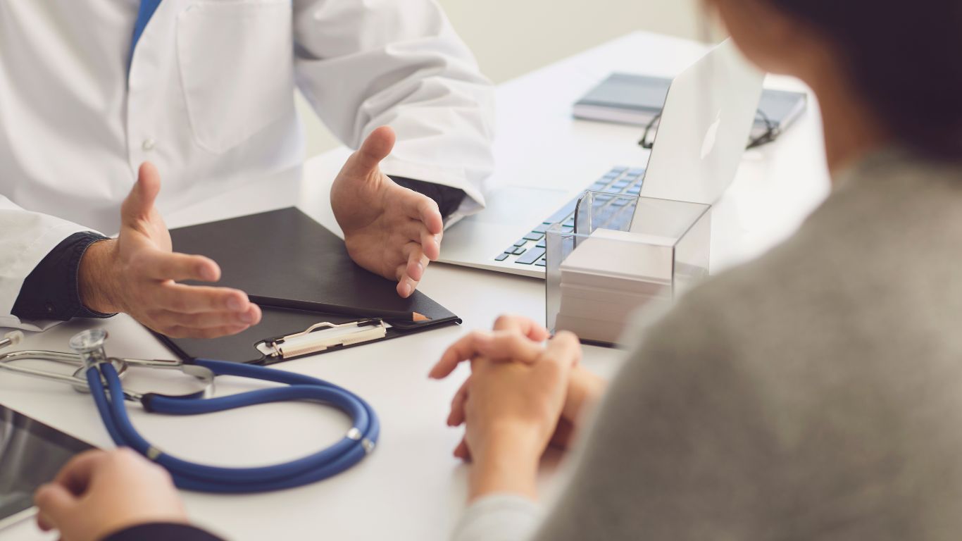 Có những phương pháp điều trị u xơ tử cung nào hiện nay? 3