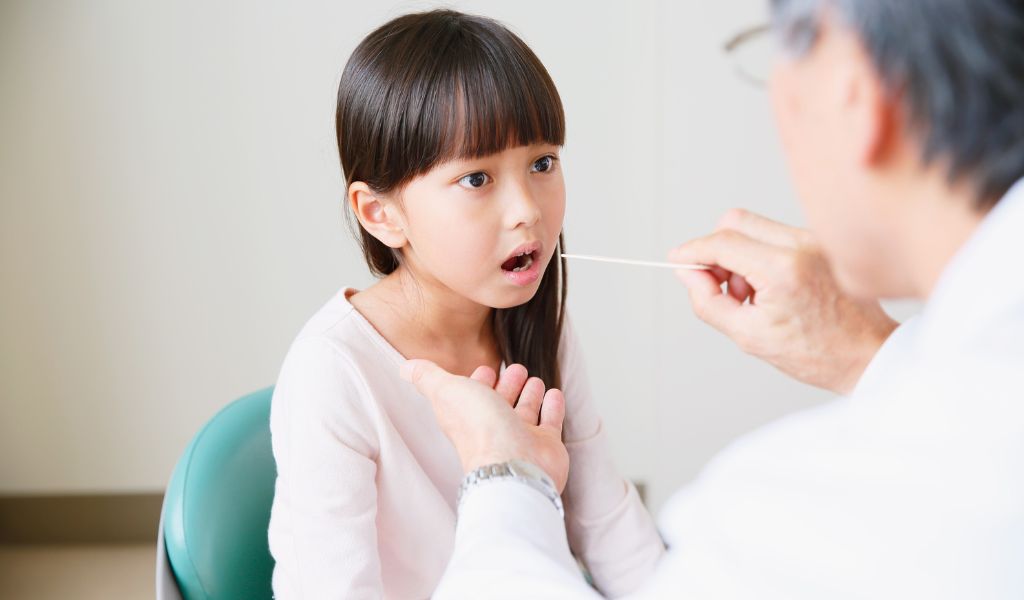 Amidan quá phát là gì? Nhận biết sớm và điều trị đúng cách 1