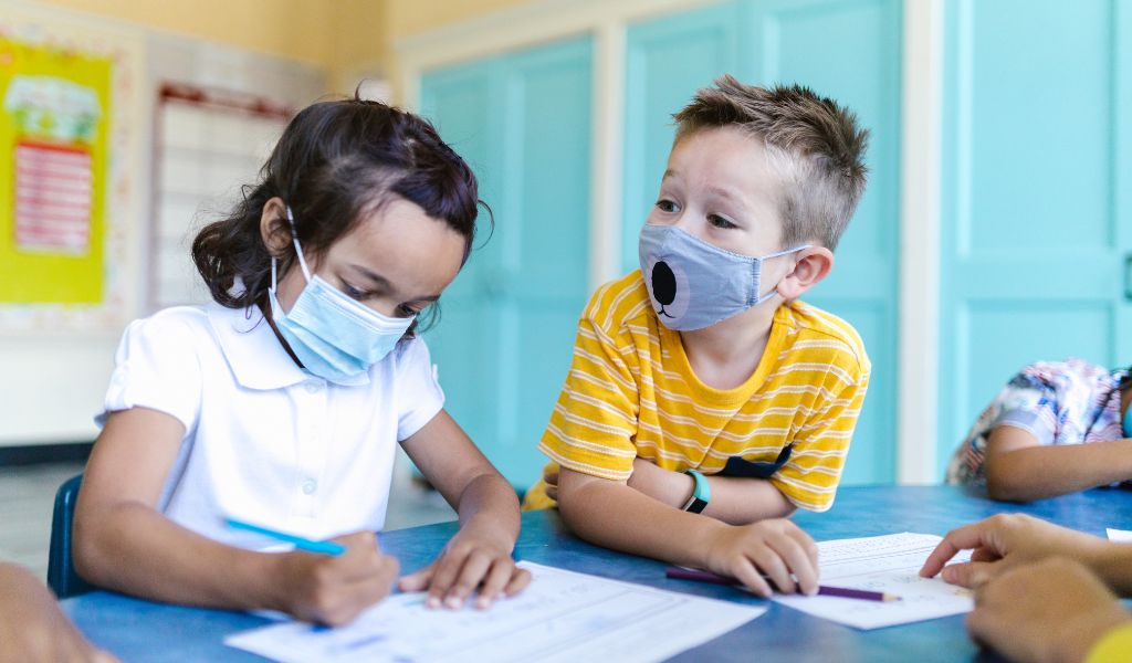 Amidan quá phát là gì? Nhận biết sớm và điều trị đúng cách 3