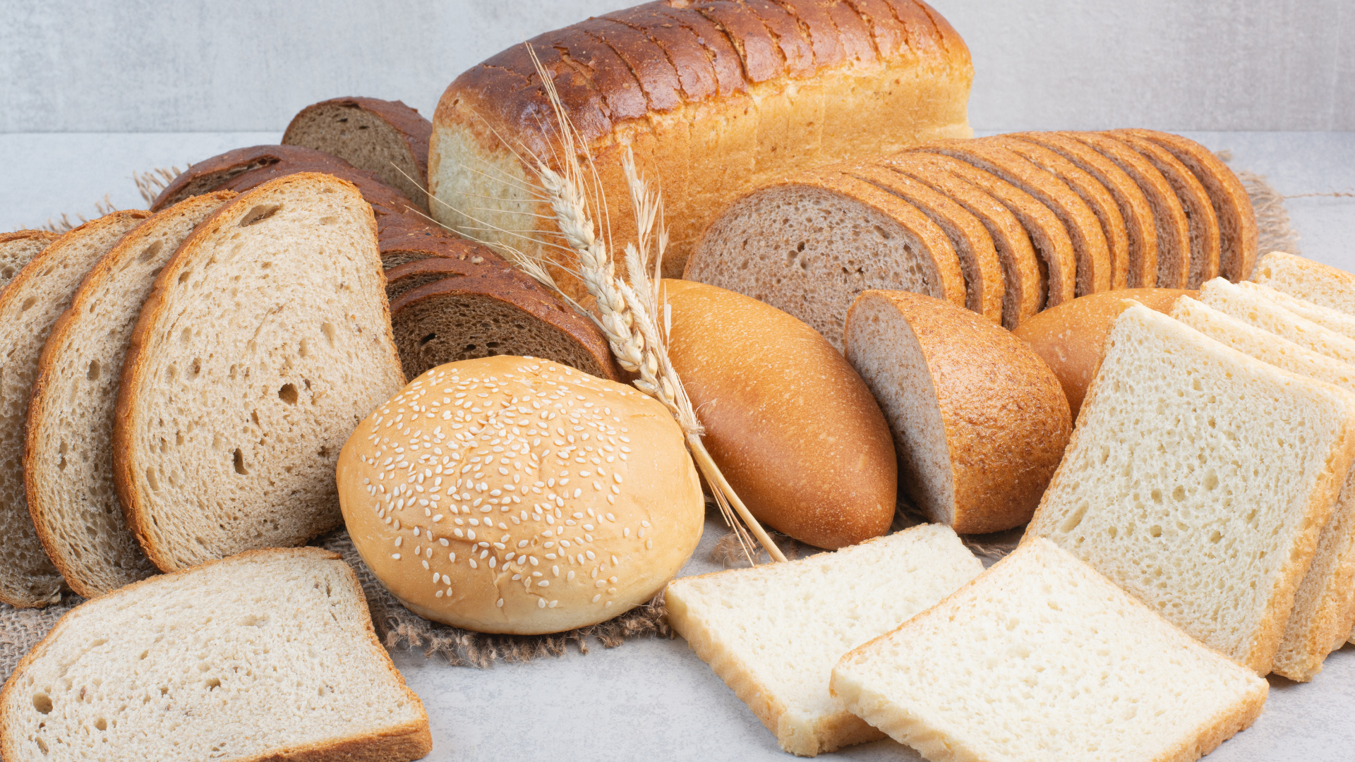 Ăn bánh mì có béo không? Giải mã nỗi lo của người ăn kiêng 2