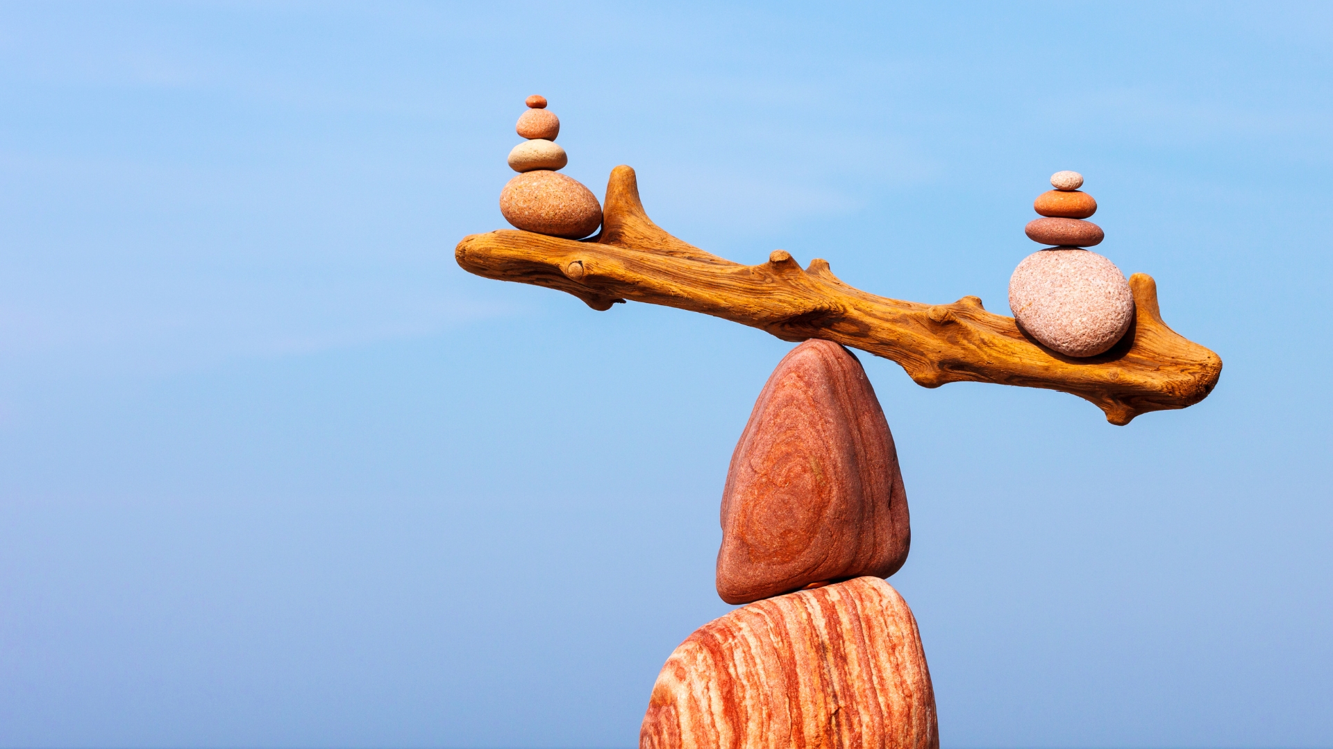 Ăn quá nhiều bí đỏ gây mất cân bằng, có thể dẫn đến vàng da do cơ thể tích lũy nhiều beta-carotene