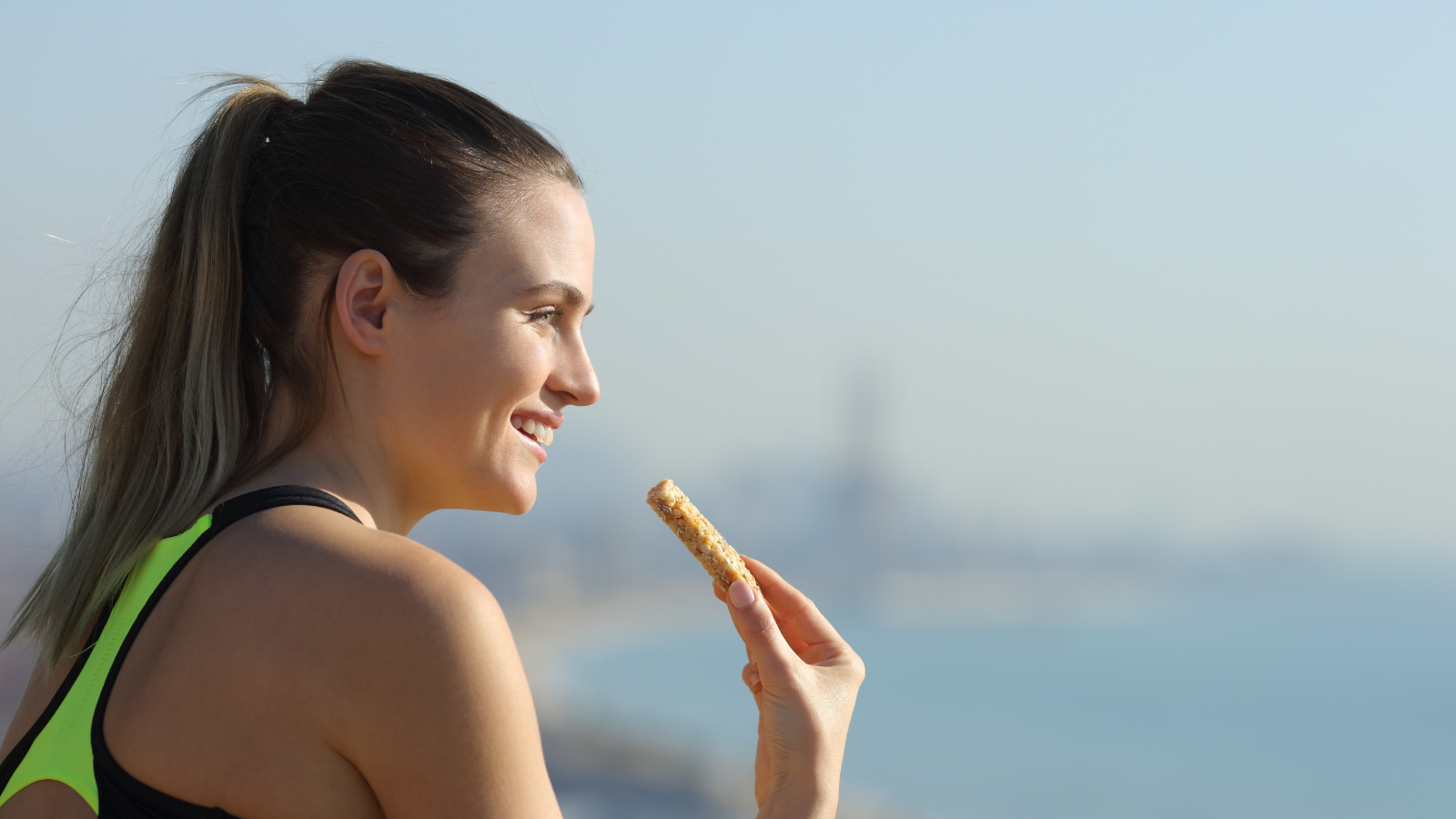 Ăn lương khô trước khi vận động mạnh giúp cơ thể đốt cháy năng lượng dư thừa