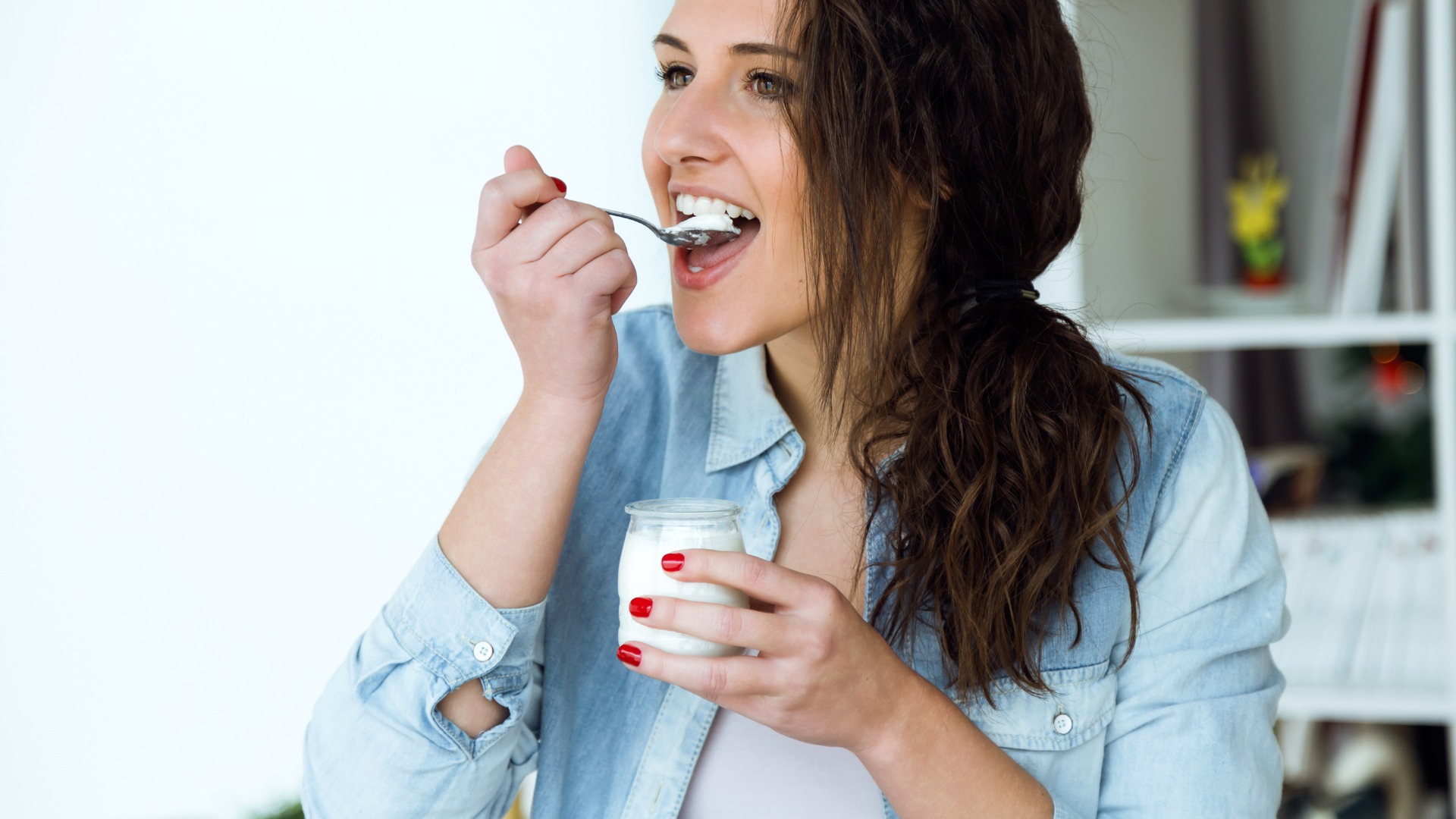 Ăn sữa chua mỗi ngày có đẹp da không? Giải thích từ góc nhìn khoa học