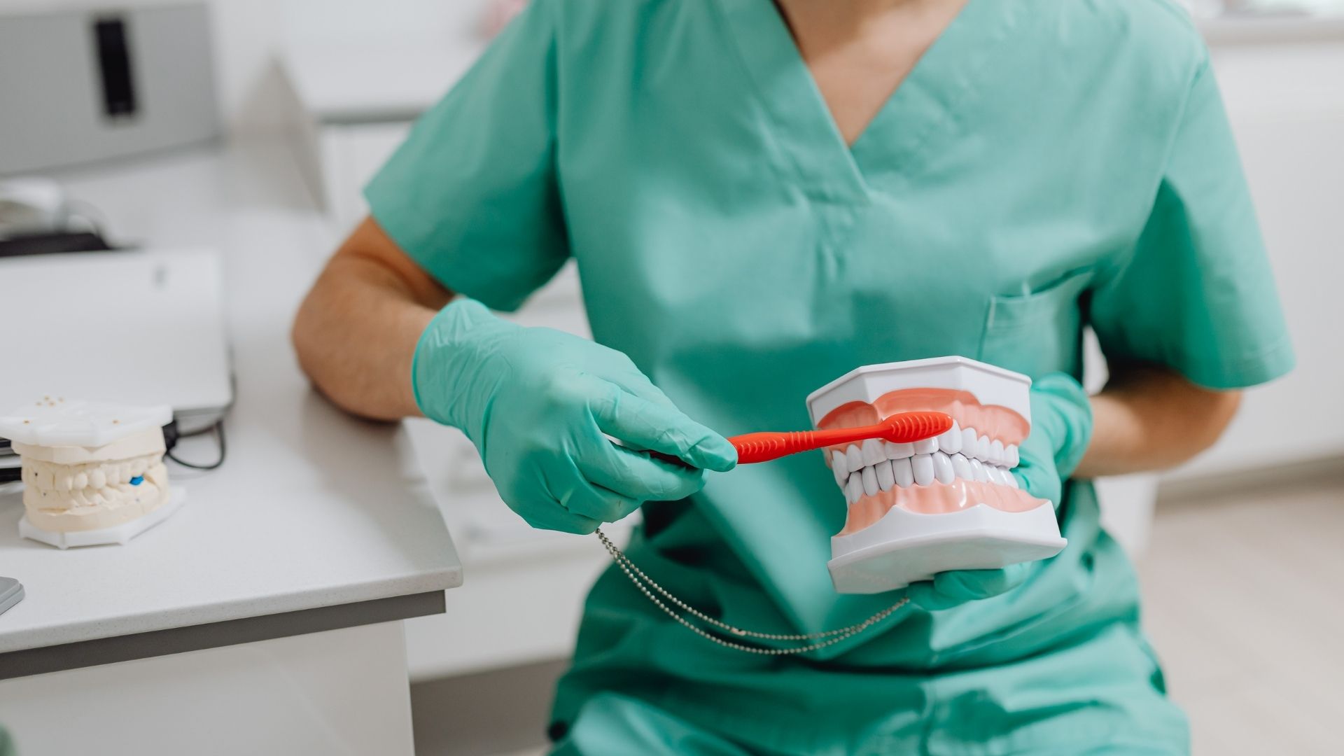 Đánh răng đúng cách giúp phòng ngừa nhiều bệnh lý răng miệng