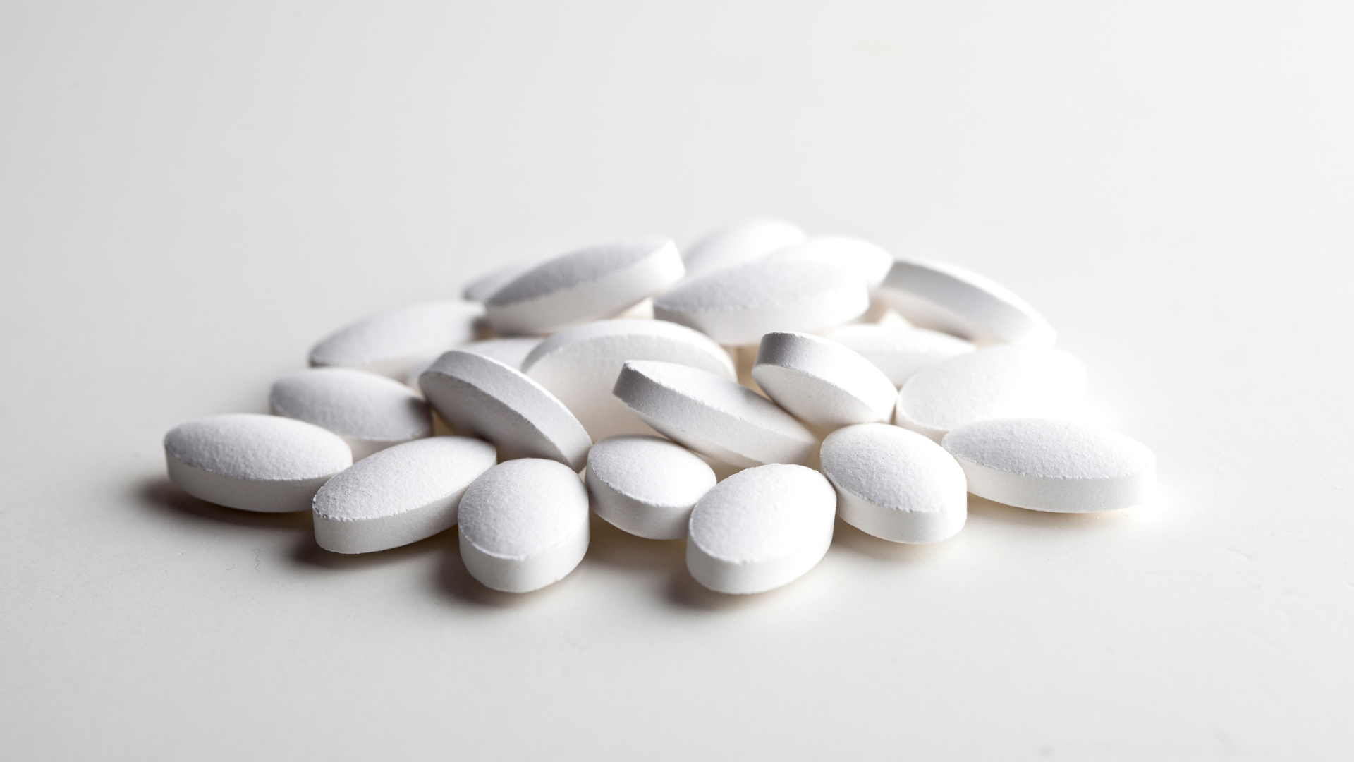Bà bầu 8 tháng bị cảm cúm uống thuốc gì? Paracetamol có thể dùng nếu đúng hướng dẫn