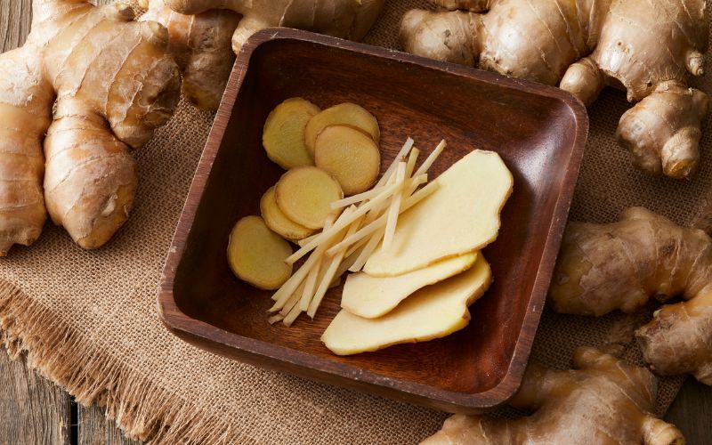 Chỉ nên dùng lượng vừa đủ gừng để hạn chế các tác dụng phụ khác do quá liều lượng