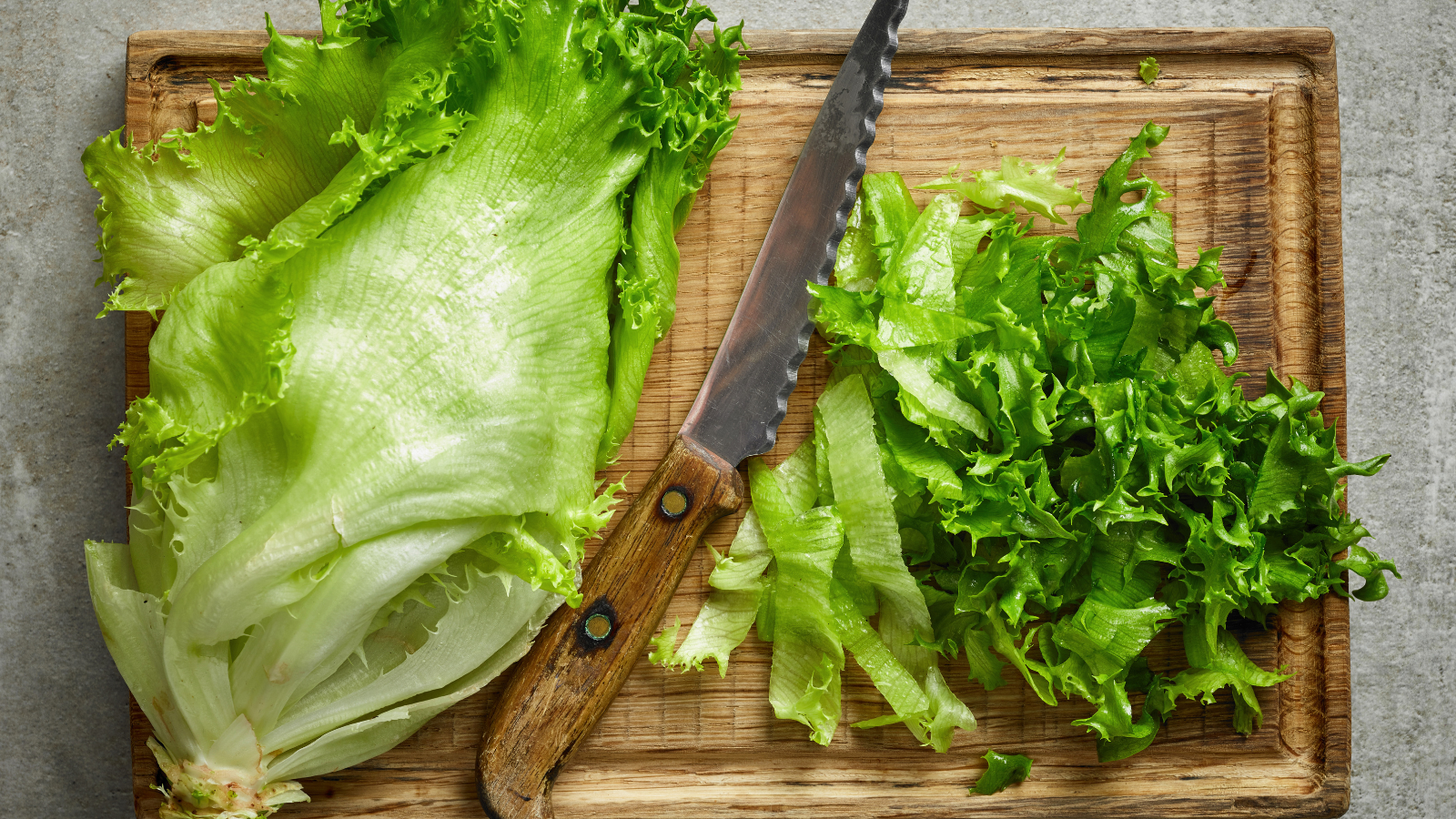 Rau xà lách có nhiều công dụng đối với mẹ bầu