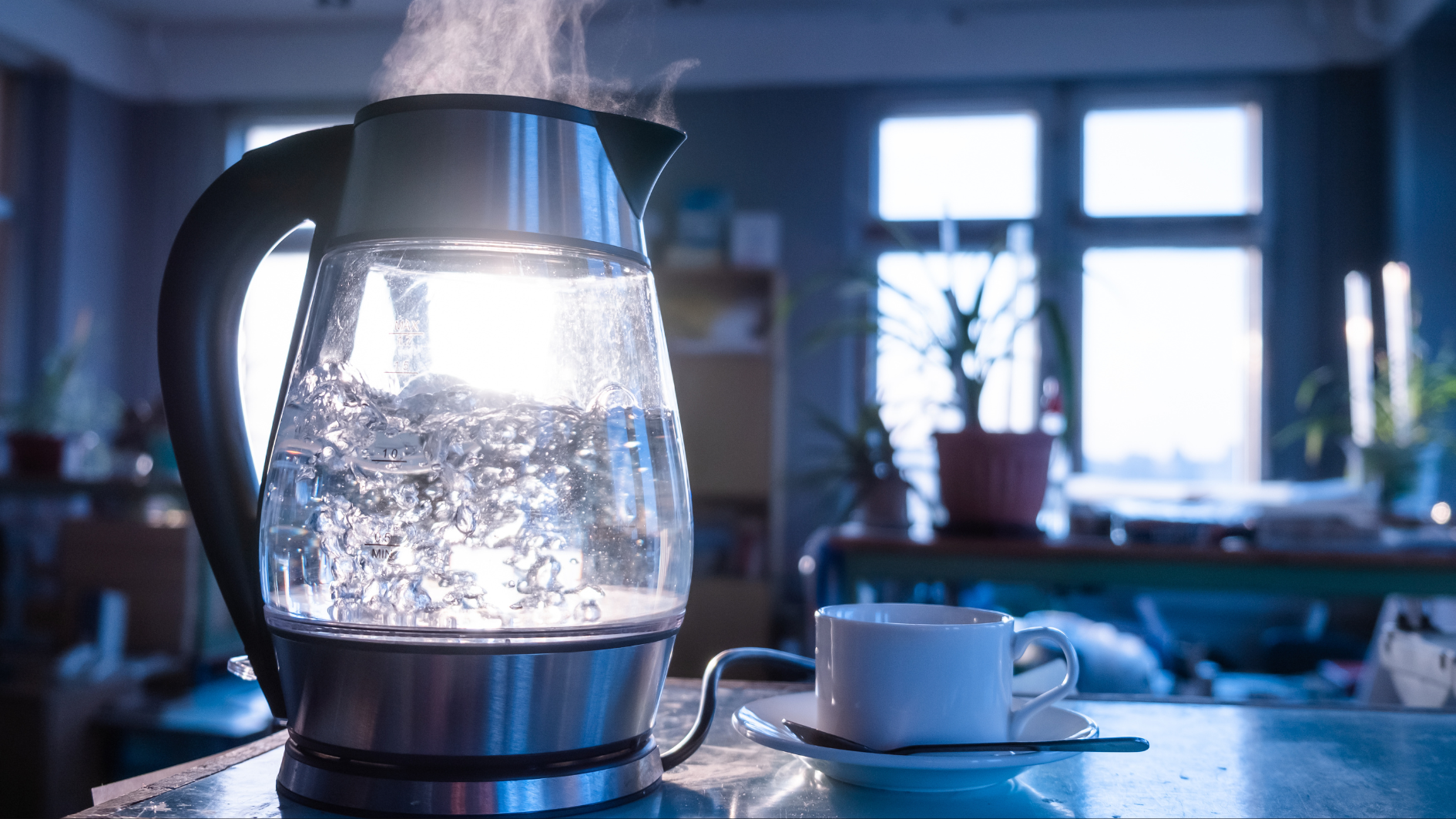 Bà bầu bị cảm cúm nên uống gì? Nước ấm là lựa chọn đơn giản nhưng hiệu quả