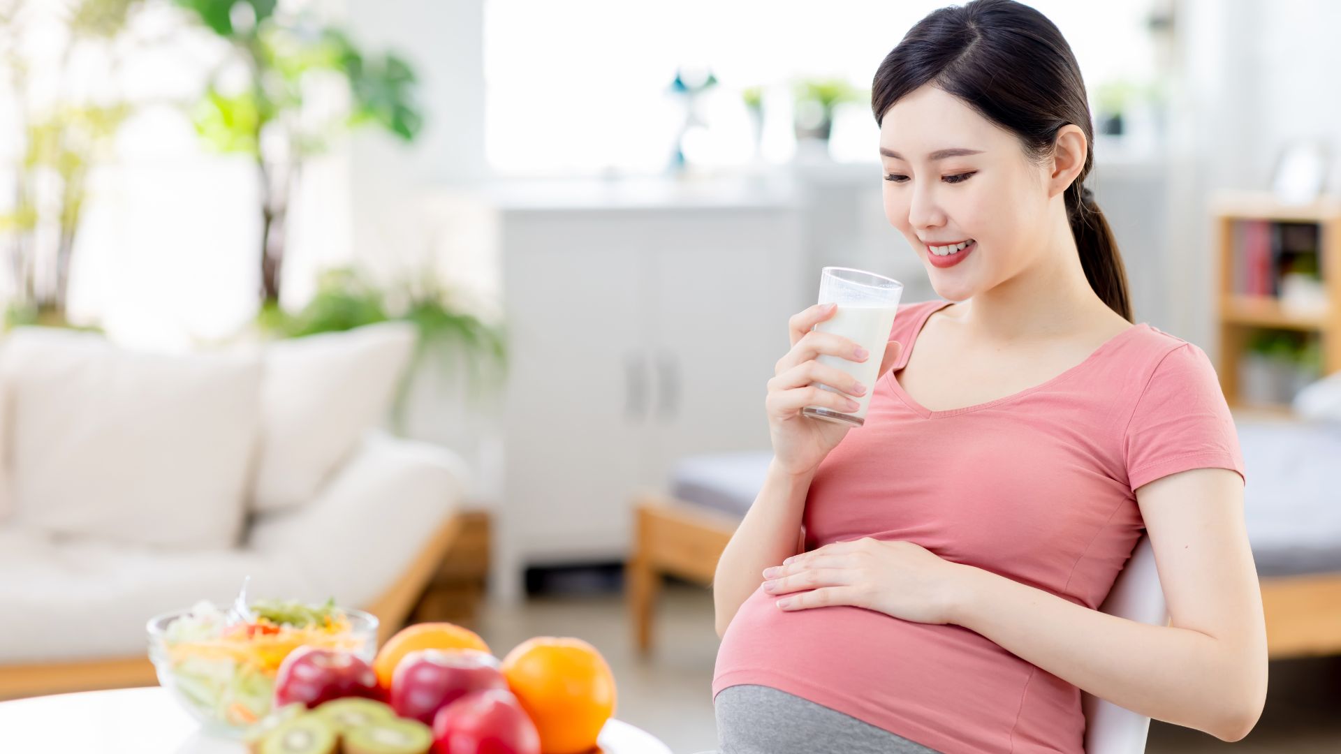 Bà bầu bị mụn nhọt phải làm sao? Giải pháp an toàn trong thai kỳ 3