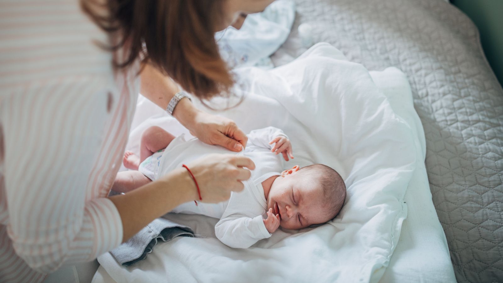 Trẻ sơ sinh là đối tượng rất dễ mắc bệnh nặng