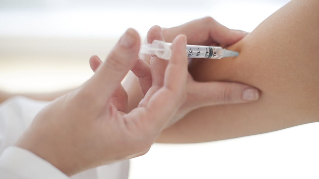 ba-bau-tiem-1-mui-uon-van-co-sao-khong 3.jpg