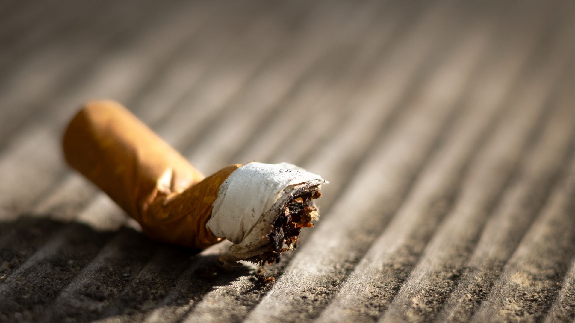 Người nghiện thuốc lá có nguy cơ mắc bạch sản