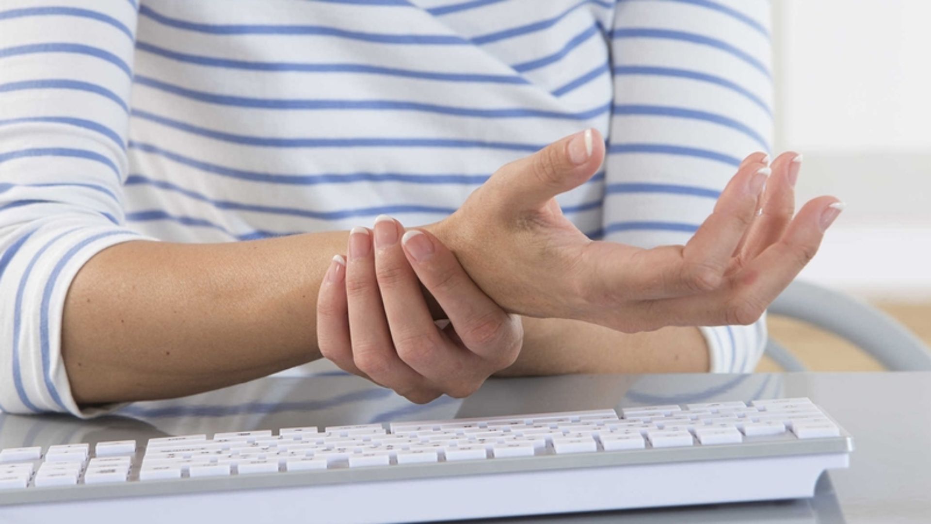 Bài tập hội chứng ống cổ tay giúp tăng cường lưu thông máu và giảm viêm hiệu quả