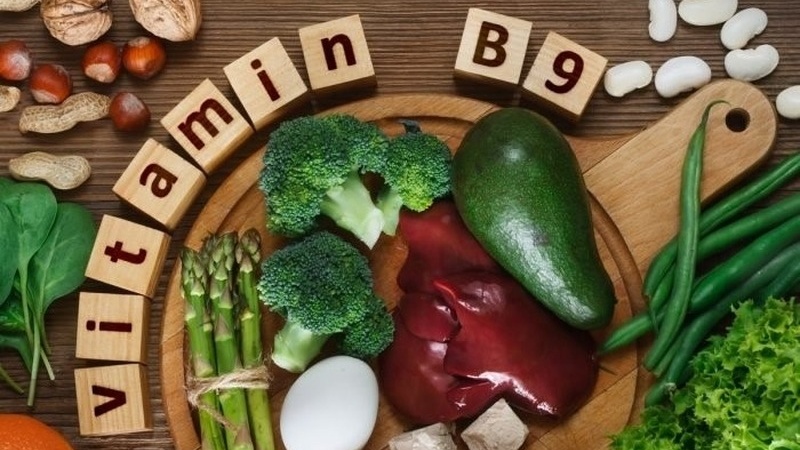 Bàn chân lạnh thiếu chất gì? Thiếu vitamin B9 là một trong những nguyên nhân