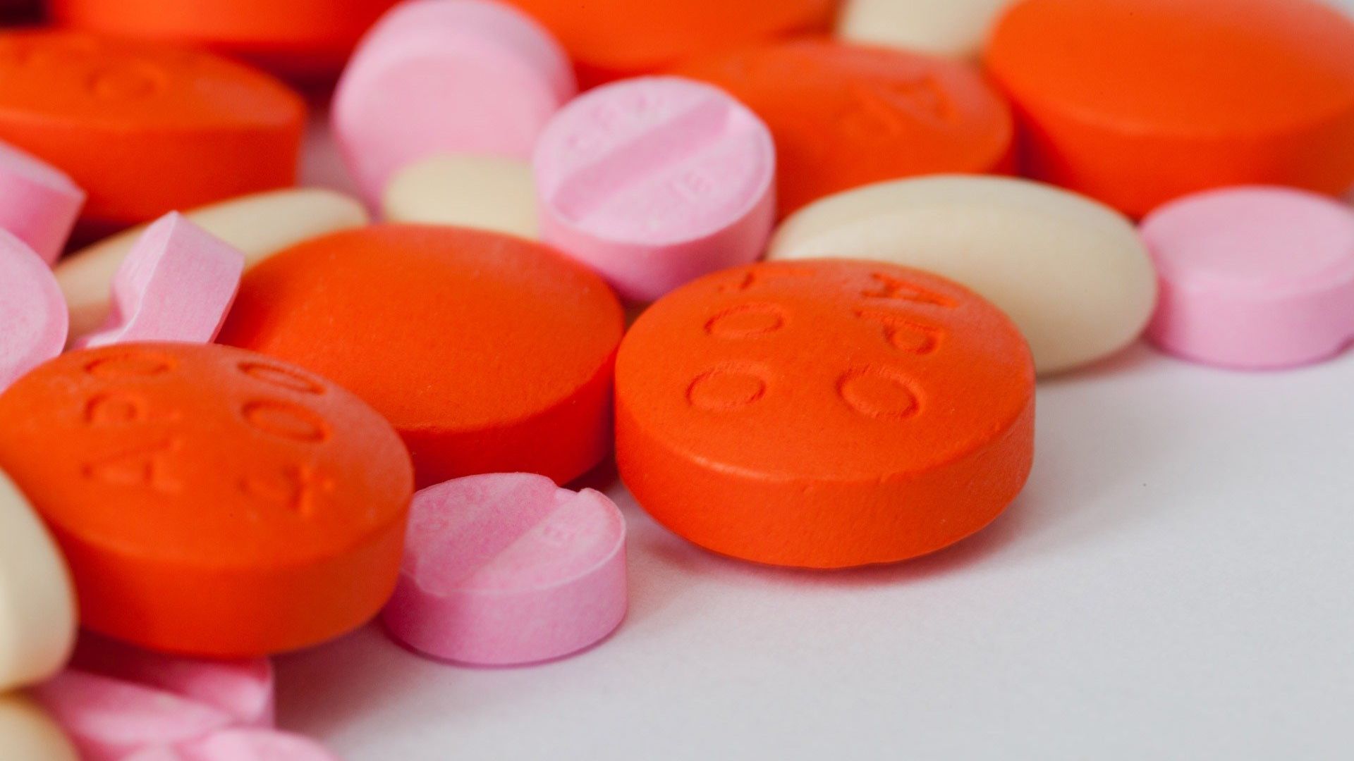 Thuốc kháng sinh là phương pháp điều trị ban đỏ nhiễm khuẩn