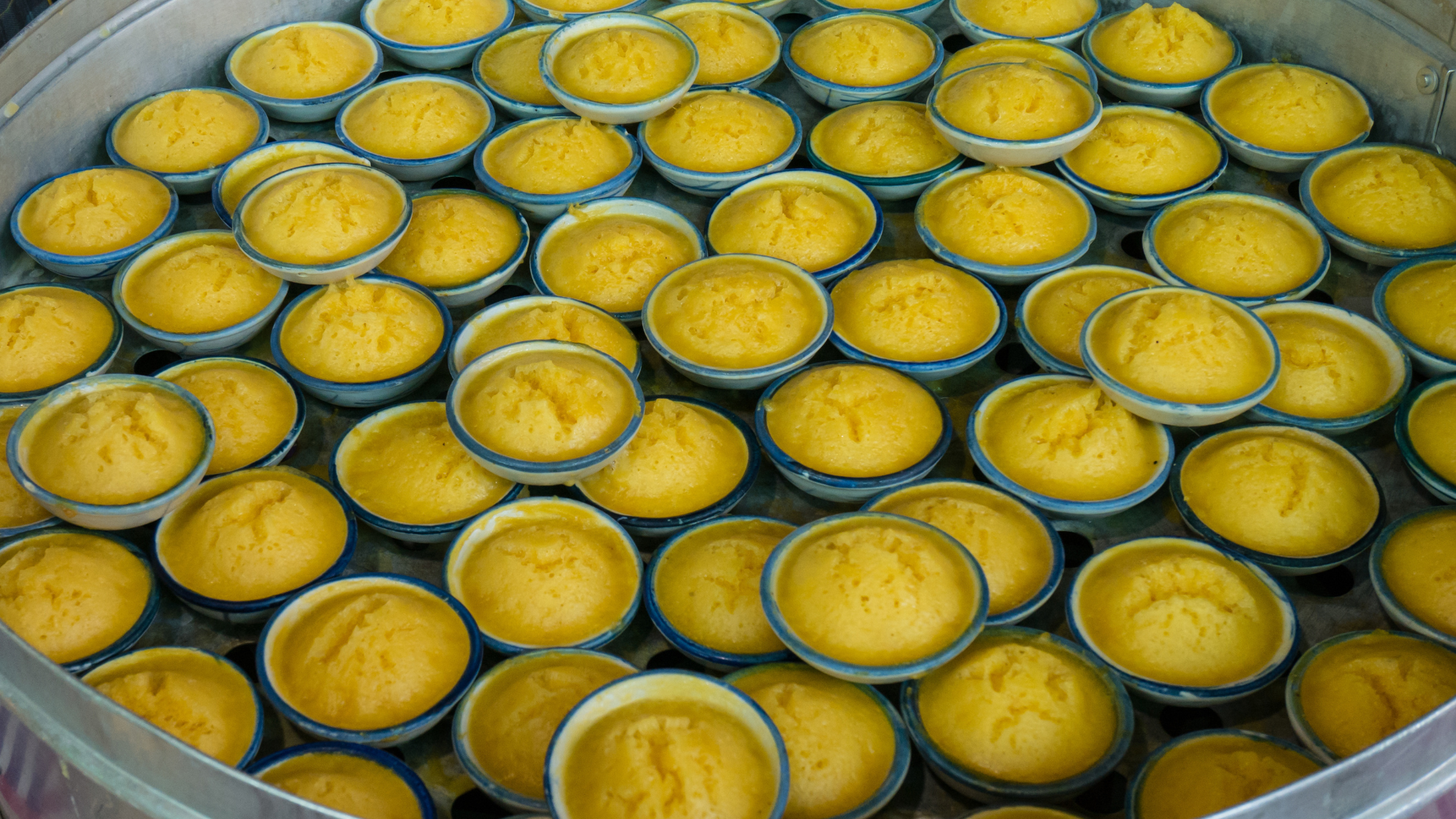 Việc hiểu rõ lượng calo và ảnh hưởng của bánh bò đến cơ thể sẽ giúp bạn chủ động hơn trong lựa chọn thực phẩm hằng ngày