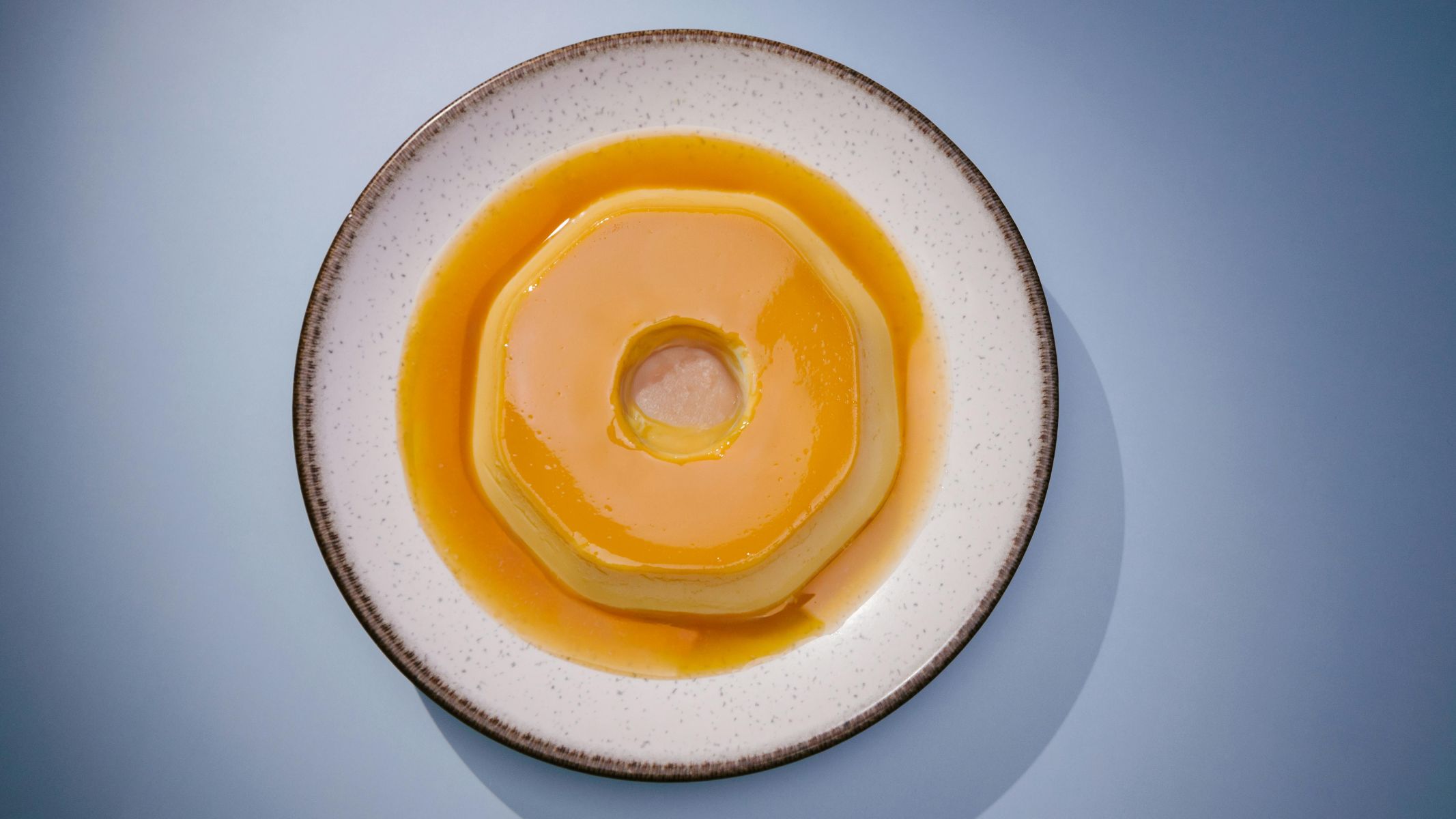 Ăn nhiều bánh flan có béo không?