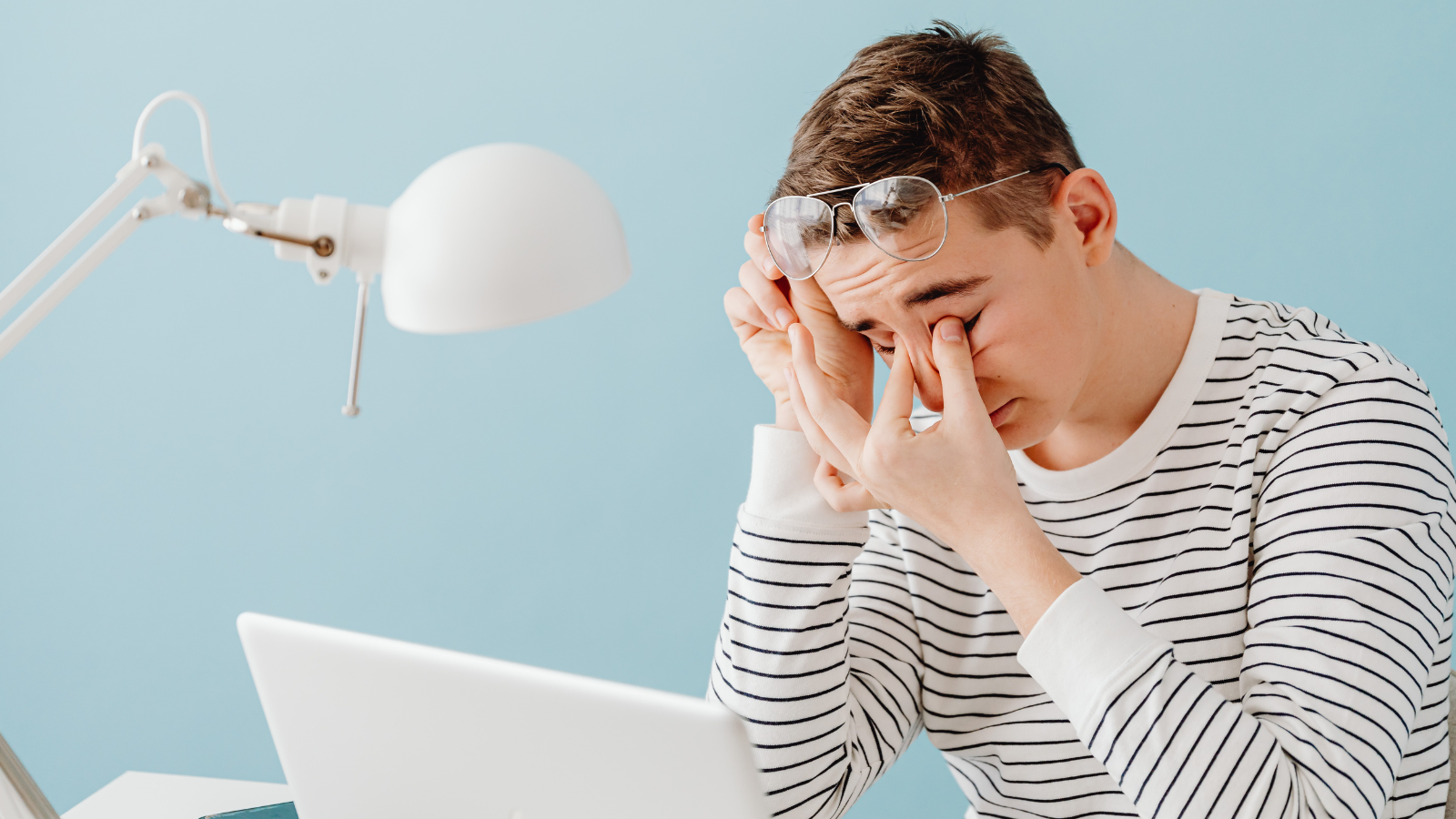 Có thể kèm mệt mỏi, uể oải