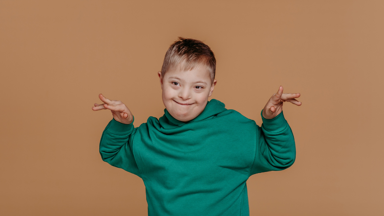 Hội chứng Down  xảy ra khi có một nhiễm sắc thể số 21 thừa (trisomy 21)