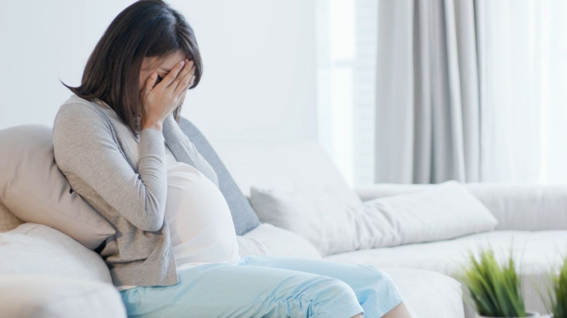 Trước ngày sinh, tâm lý hồi hộp khiến mẹ bầu căng thẳng, dễ rối loạn tiêu hóa