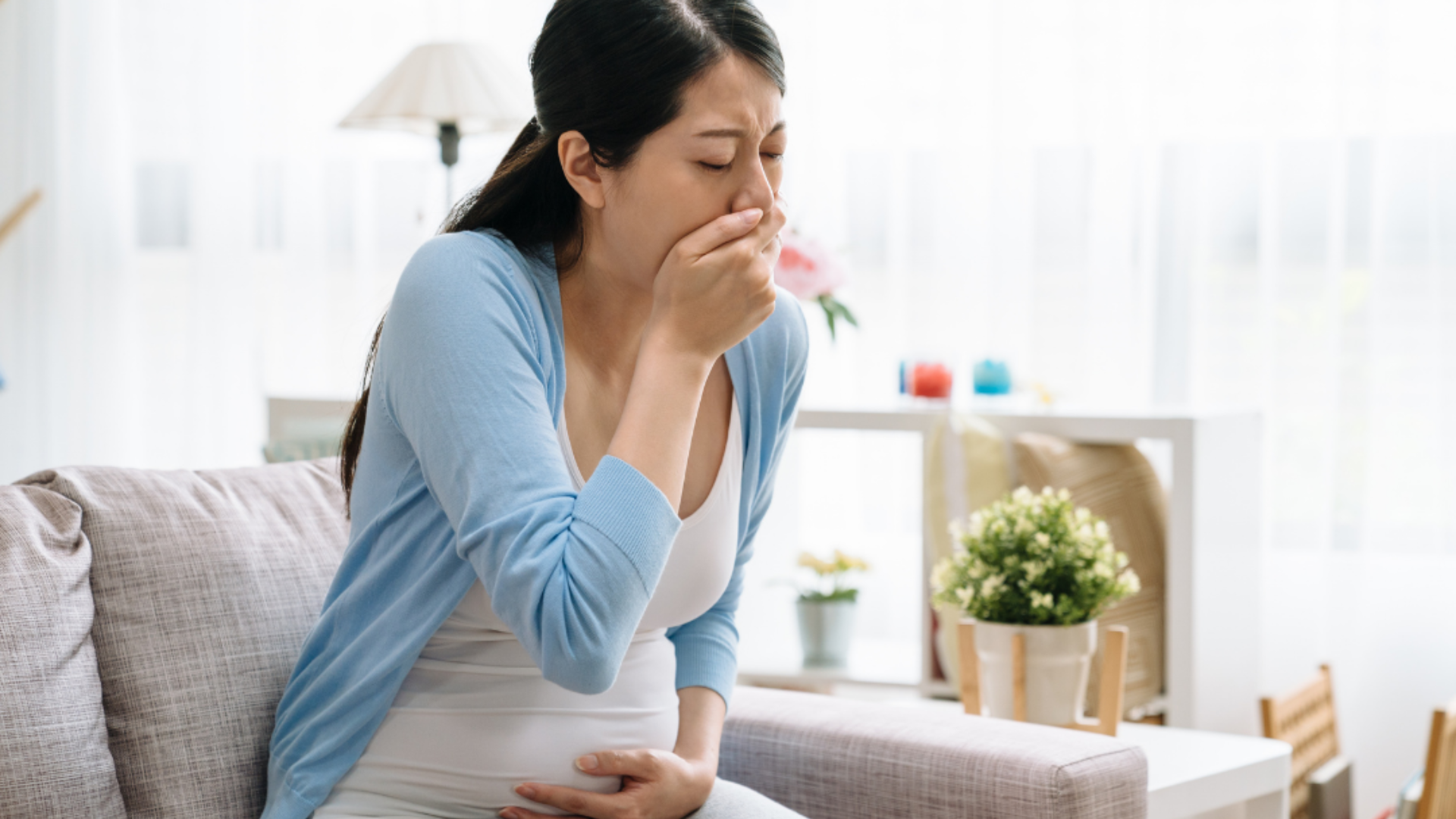 Trong giai đoạn ốm nghén nặng, mẹ bầu nên tránh bún bò để giảm cảm giác buồn nôn và khó chịu