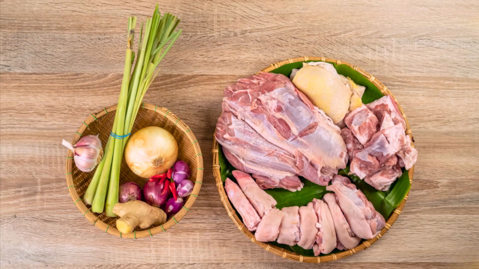 Chọn thịt bò tươi, rau sạch và chế biến đúng cách giúp món ăn đảm bảo an toàn sức khỏe mẹ bầu